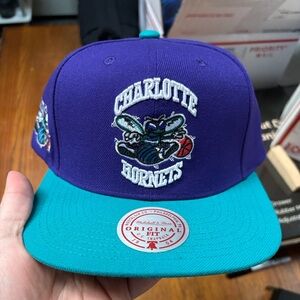 Charlotte Hornets SnapBack Hat